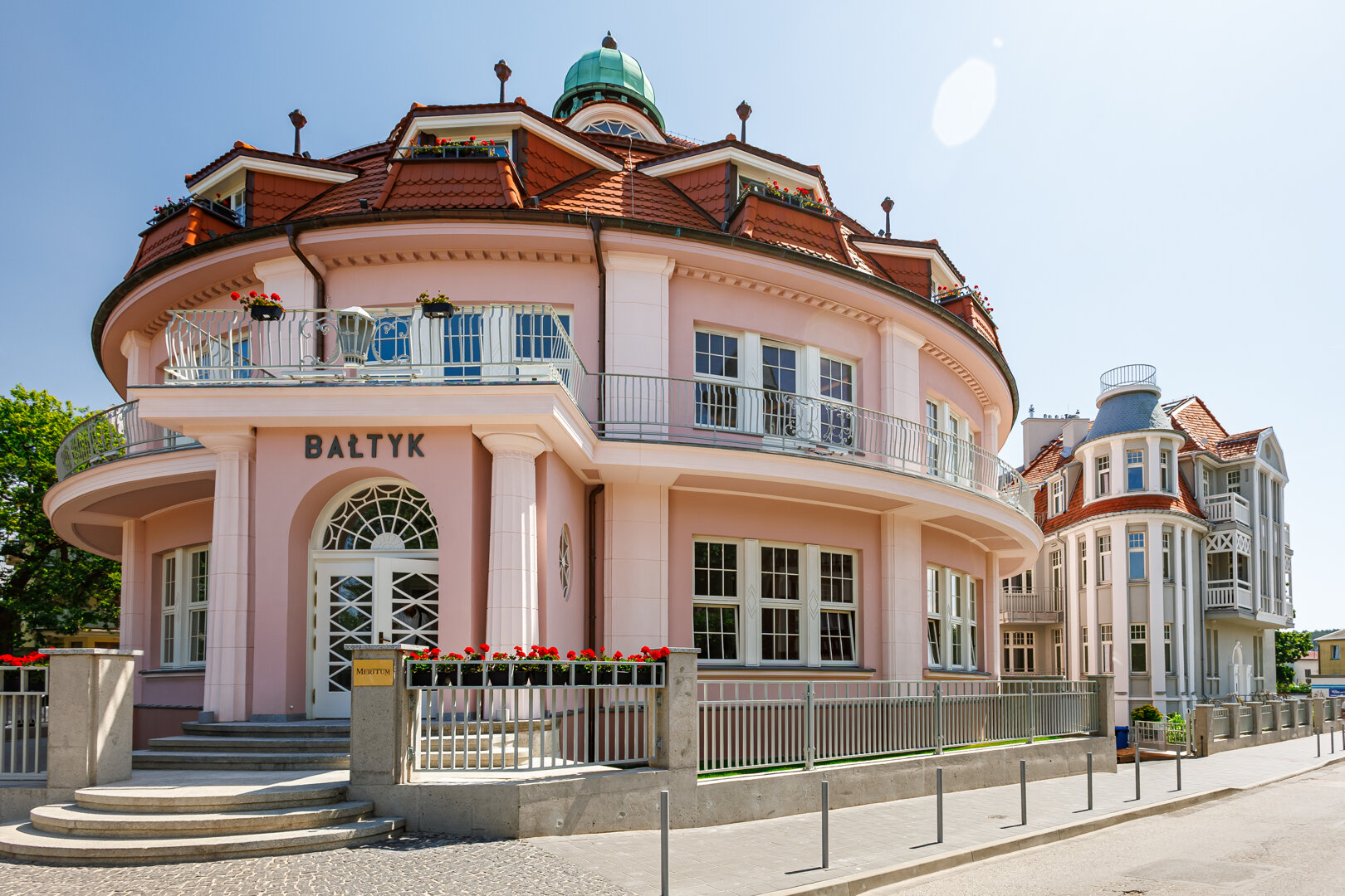 World of Beauty AMJ Spółka z ograniczoną odpowiedzilnością - Zdjęcie 2